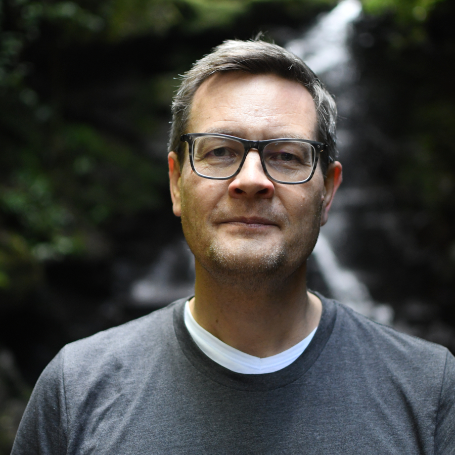 Frans van Dunné, organizer of the San Carlos R User Group